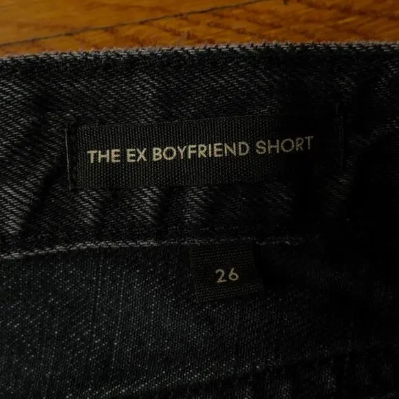 Aritizia Denim Forum The Ex Boyfriend Short Black Eyeliner High Rise Cutoffs 26 - Picture 4 of 9